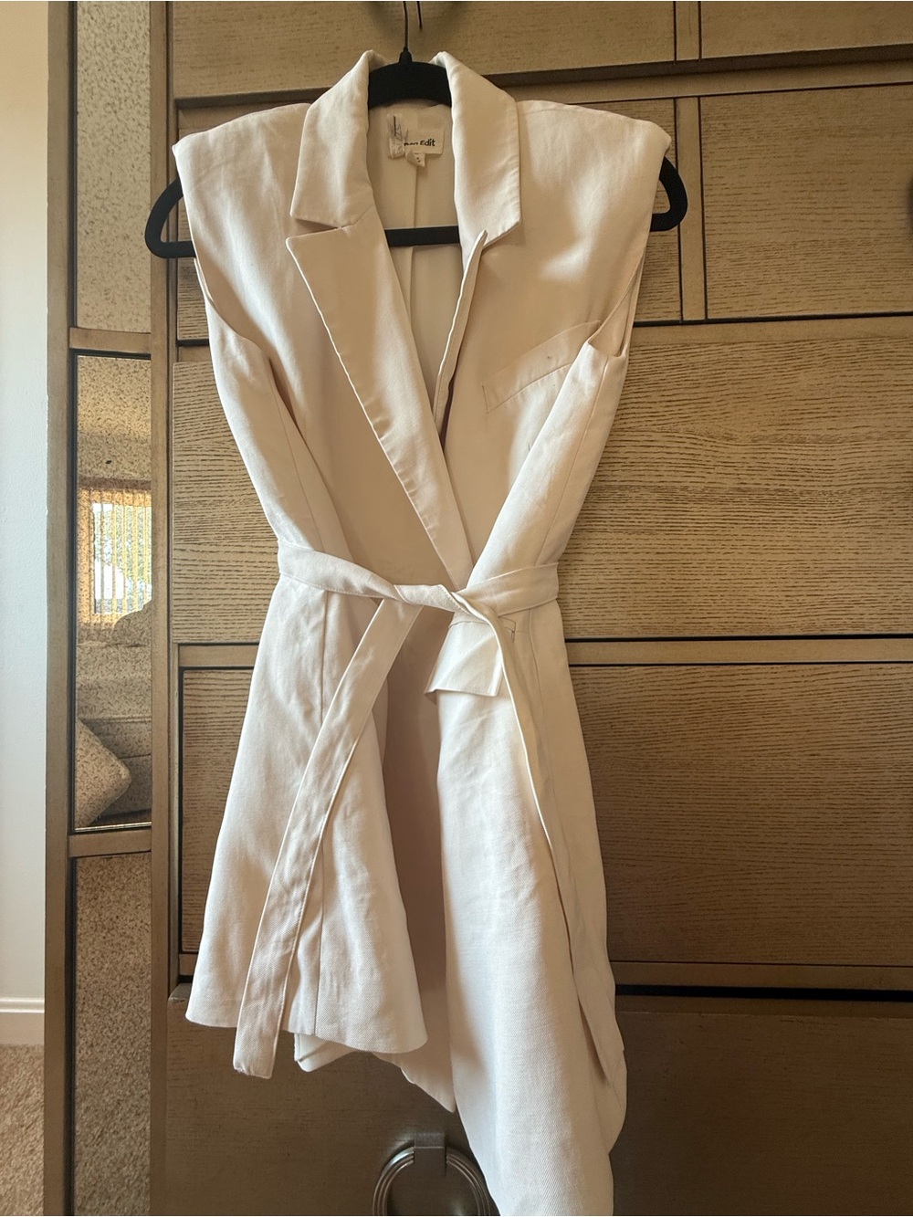 Sleeveless Belted Vest Coat in Cream